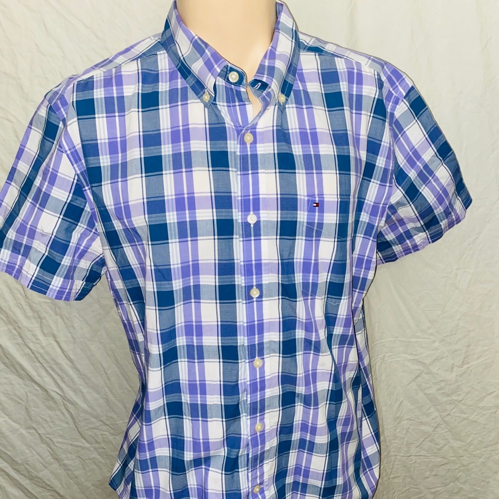 Tommy Hilfiger custom fit size XL